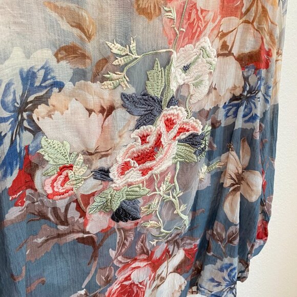 Soft Surroundings Floral Tunic Top with Embroidered Back Large - Picture 7 of 9